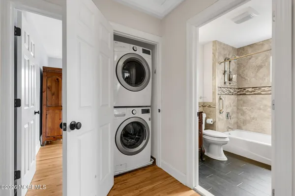 $4,200 | 11 Lakeside Avenue, Rumson, NJ 07760