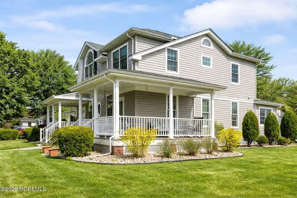$4,200 | 11 Lakeside Avenue, Rumson, NJ 07760