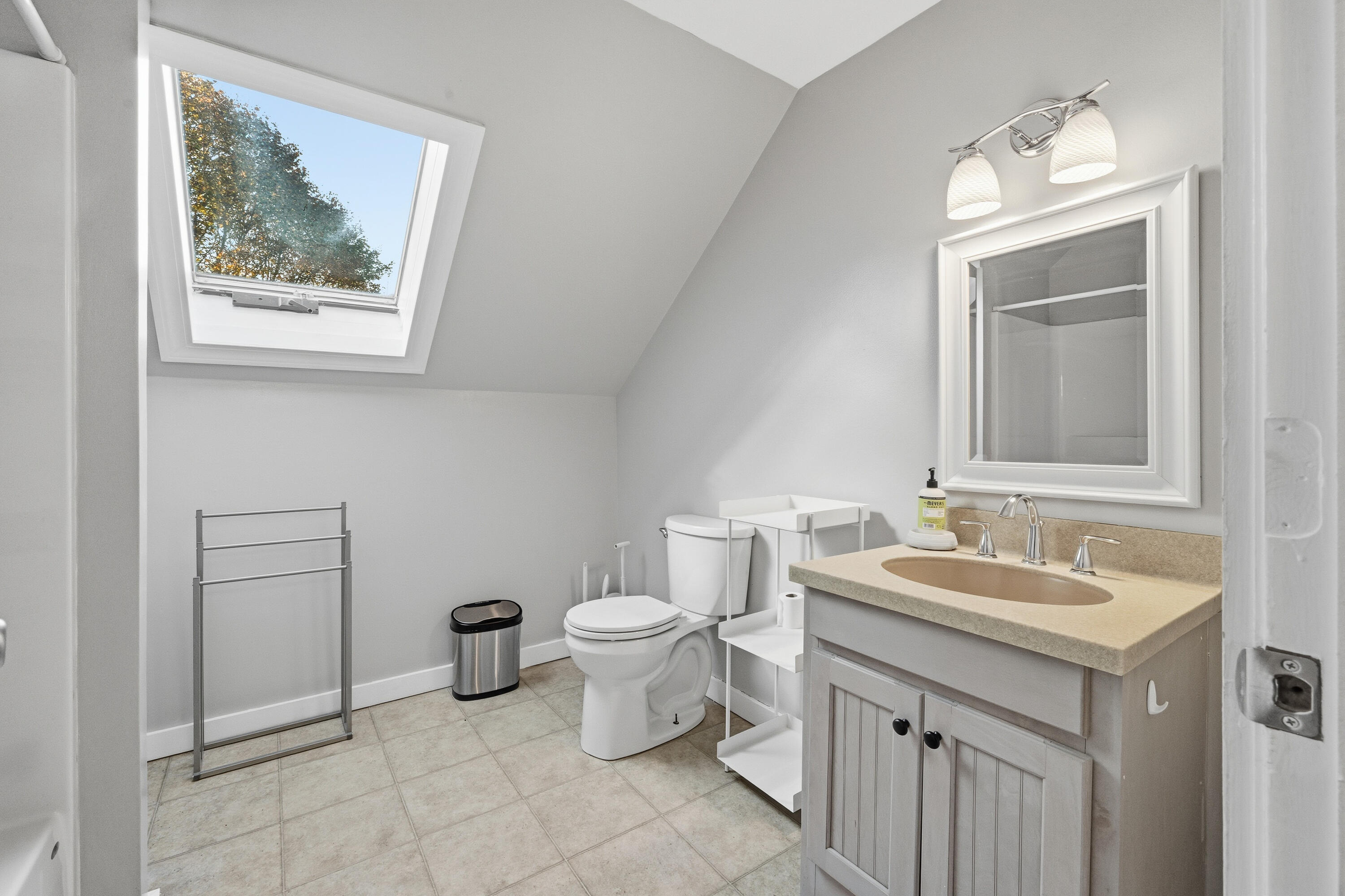 424 Winthrop Street Hallowell, ME 04347 - Photo 41 of 48 110303gr-141