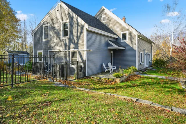 $475,000 | 424 Winthrop Street, Hallowell, ME 04347