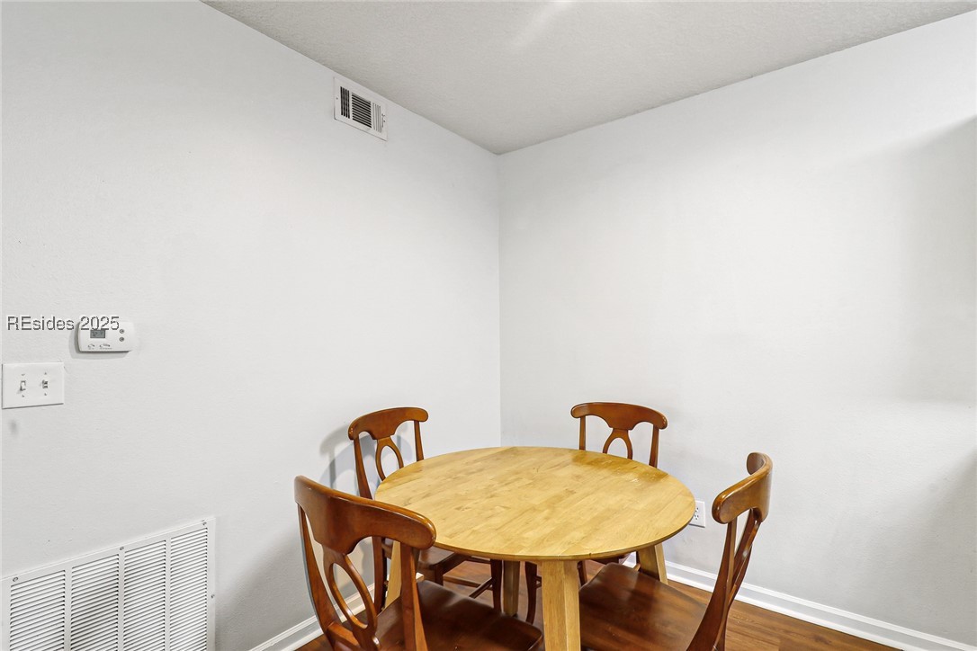 897 Fording Island Road, Unit 1004 Bluffton, SC 29910 - Photo 31 of 42