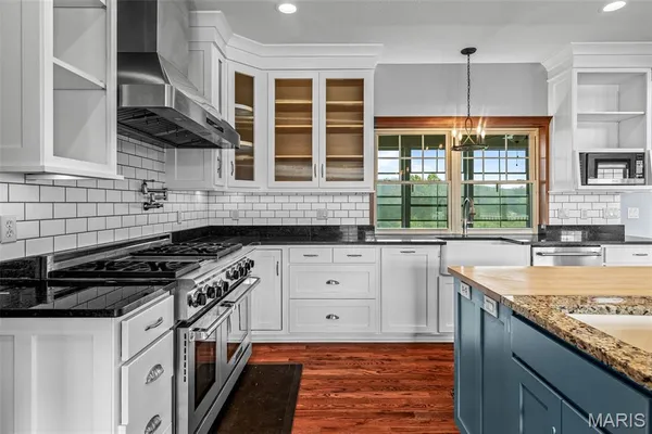 $1,474,900 | 1306 State Rte J, Fayette, MO 65248