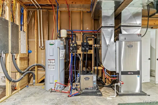 $1,474,900 | 1306 State Rte J, Fayette, MO 65248