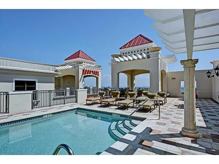 $999,000 | 2401 North Ocean Boulevard, Unit 702, Fort Lauderdale, FL 33305