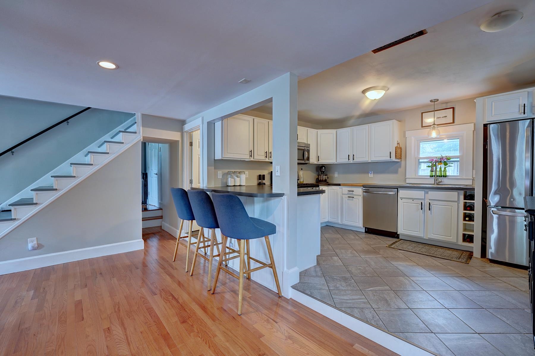 15 Arbor Street, Unit 1 Exeter, NH 03833 - Photo 9 of 24 Gallery Image 9