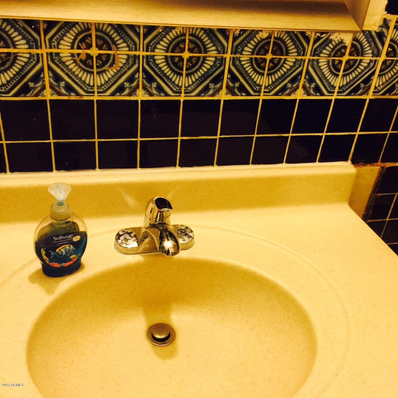 6113 West Osborn Road Phoenix, AZ 85033 - Photo 8 of 12 thumbnail_FullSizeRender