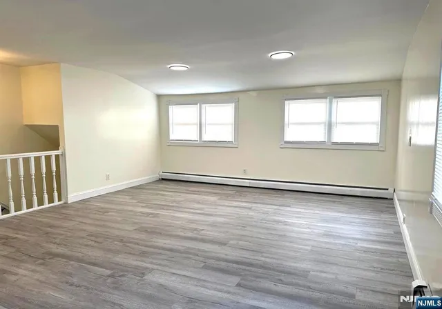 $2,600 | 19 Glen Street, Unit 2, Cliffside Park, NJ 07010