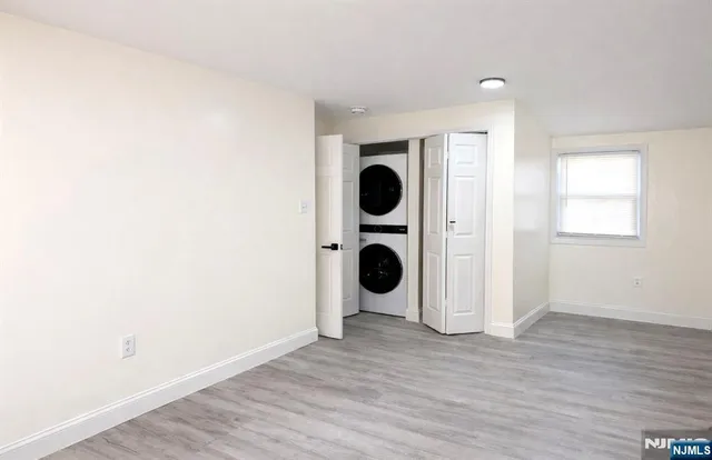 $2,600 | 19 Glen Street, Unit 2, Cliffside Park, NJ 07010