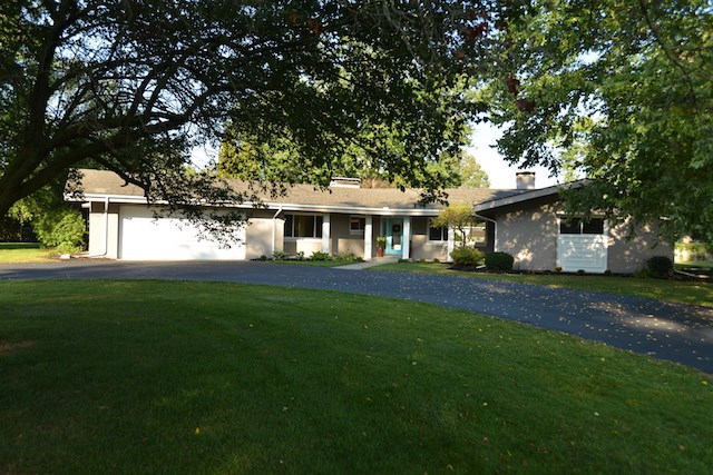 3520 Gordon Road Elkhart, IN 46516 - Photo 1 of 36 Gallery Image 1