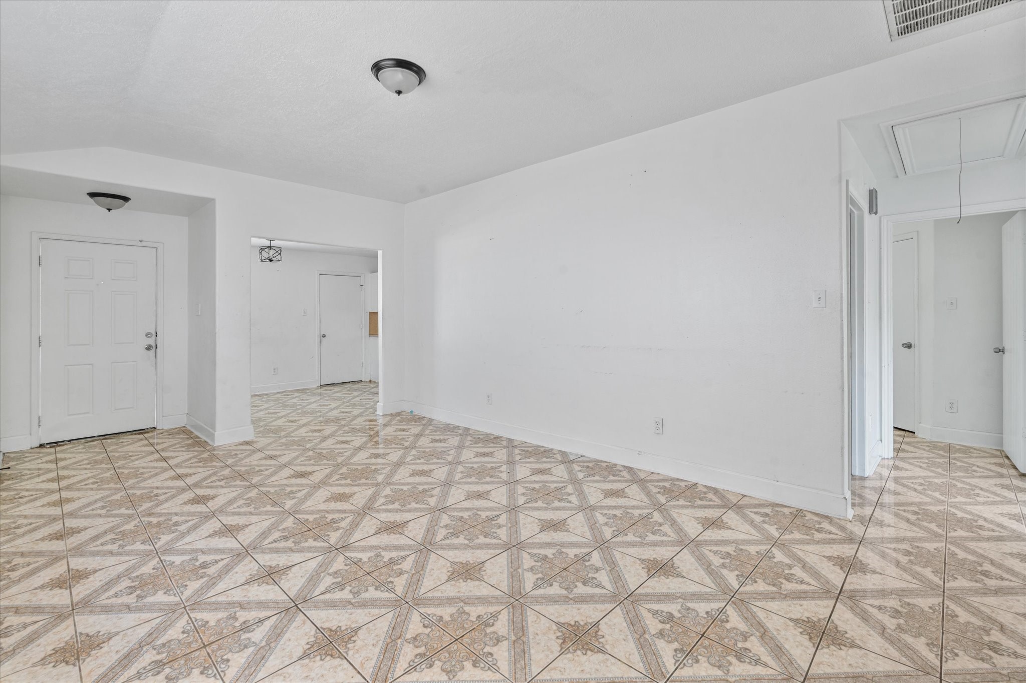 1410 Hade Falls Lane Houston, TX 77073 - Photo 5 of 25 a view of an empty room