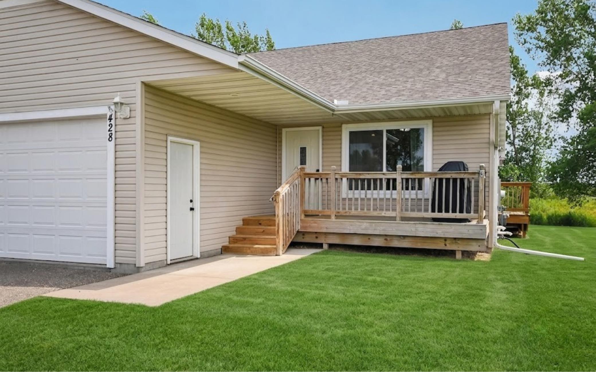428 East Cheyenne Street Roberts, WI 54023 - Photo 1 of 49