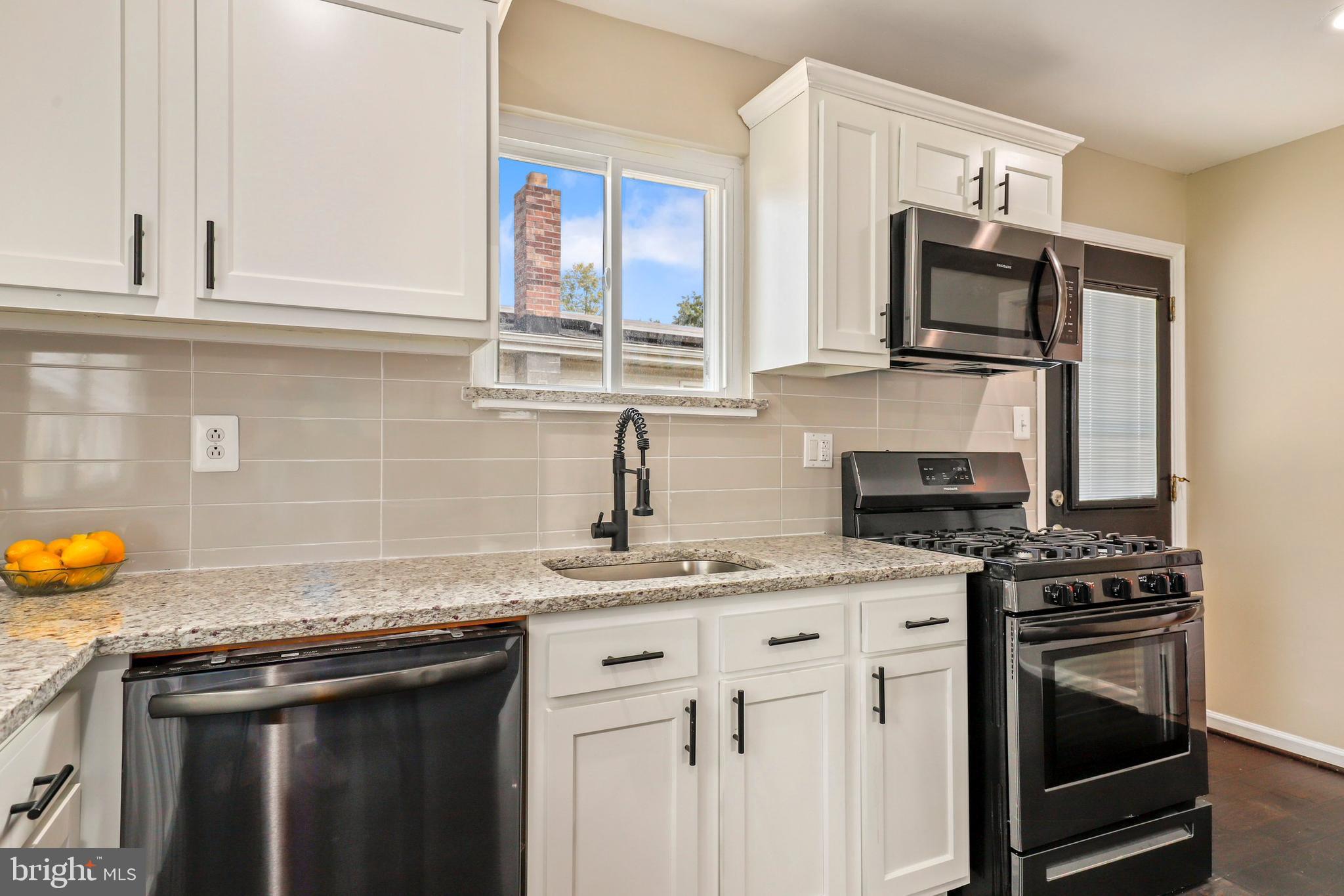 1808 Colmar Road Baltimore, MD 21207 - Photo 10 of 33