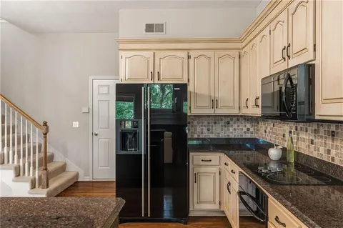 $675,000 | 14128 Flint Street, Overland Park, KS 66221