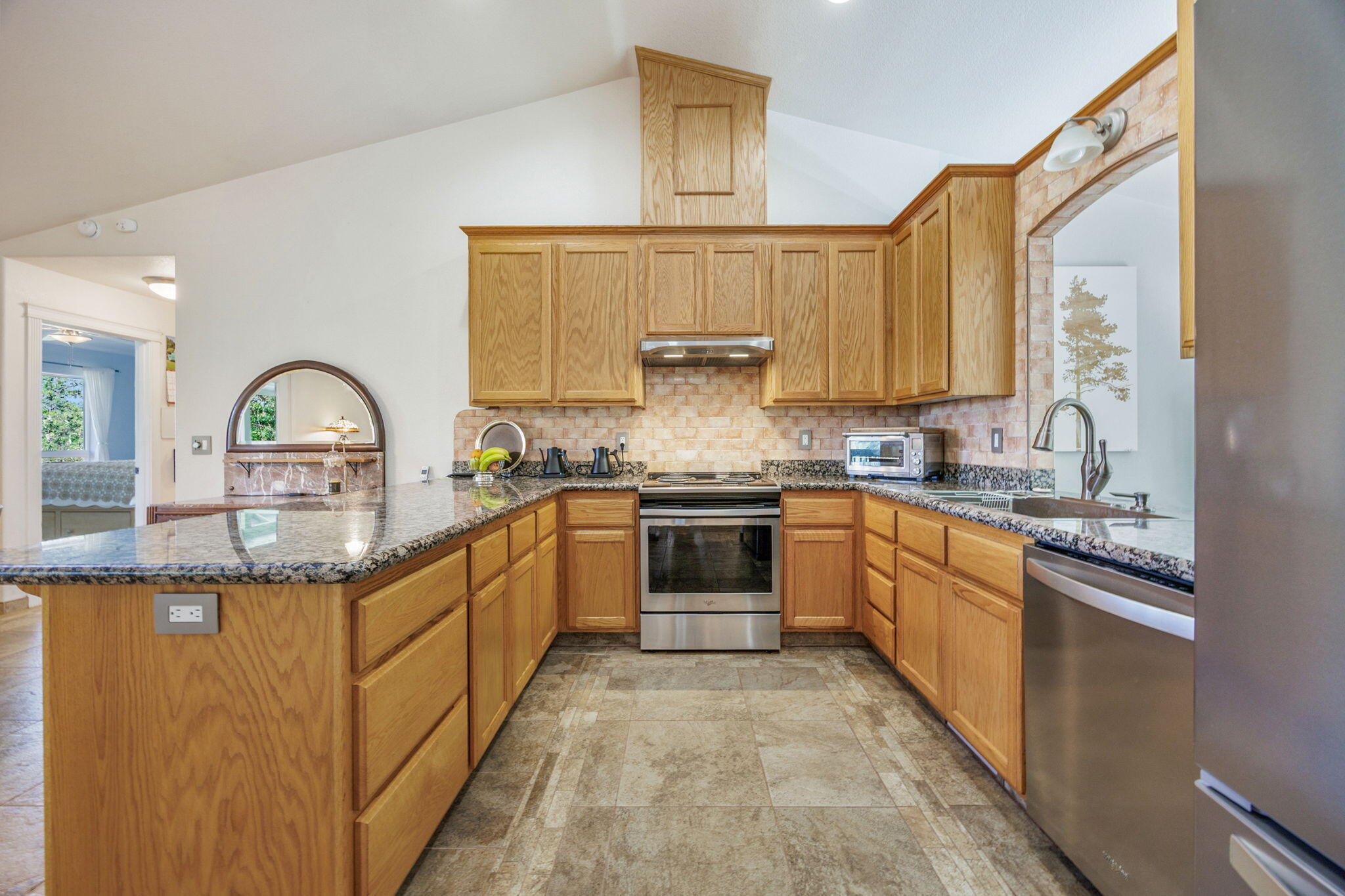 16445 Meadows Road White City, OR 97503 - Photo 11 of 42 ApxMR (5)