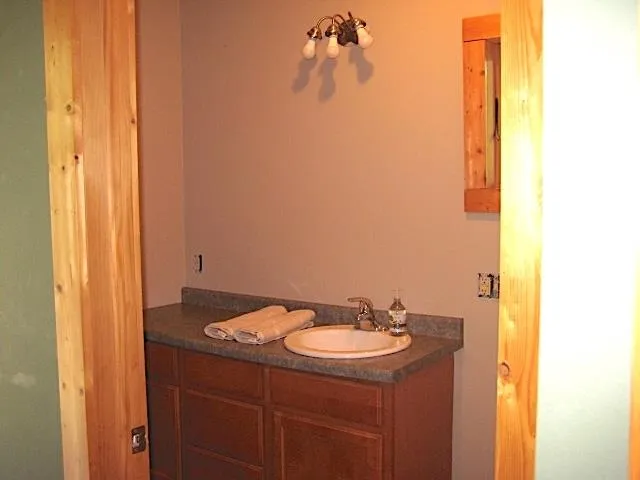 $269,000 | 104 Summit Drive, Mcgregor, IA 52157