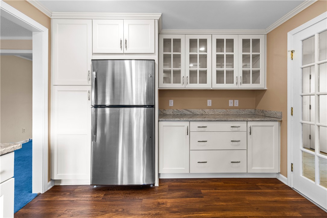 12 Beth Road Tiverton, RI 02878 - Photo 11 of 42