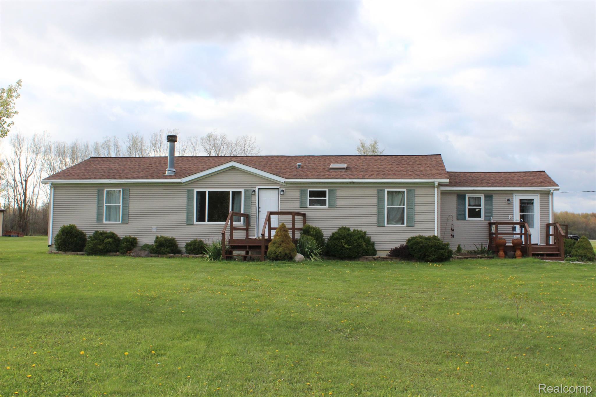 6346 West Mount Morris Road Mount Morris, MI 48458 - Photo 1 of 16 Gallery Image 1
