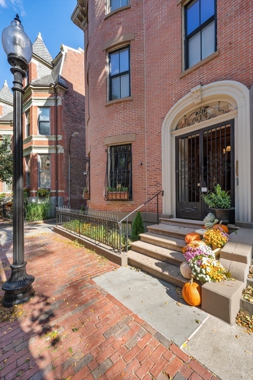 221 West Springfield Street, Unit 3 Boston, MA 02118 - Photo 23 of 25