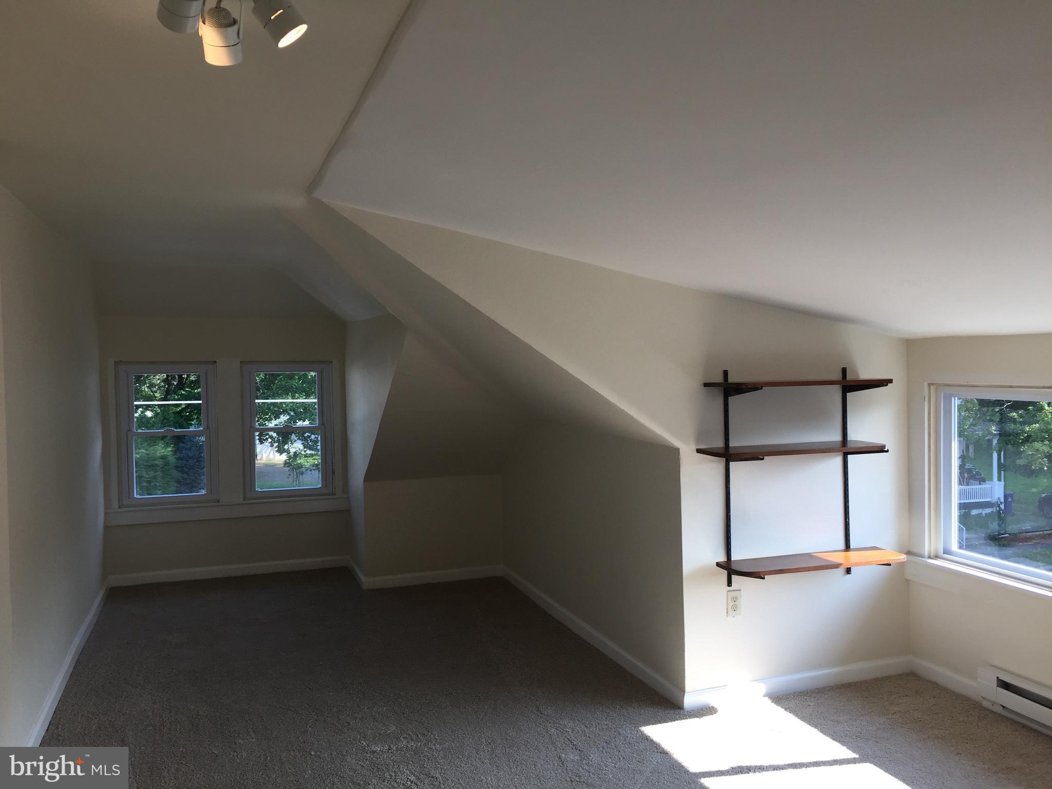 2022 Spring Street Reading, PA 19609 - Photo 21 of 27 Gallery Image 21