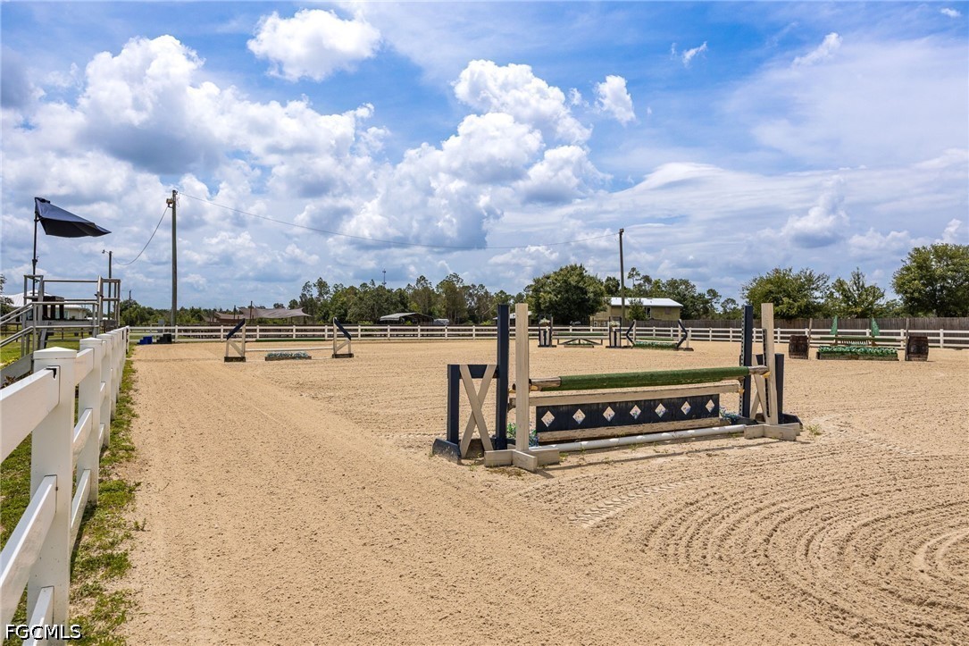 12090 Shawnee Road Fort Myers, FL 33913 - Photo 18 of 50