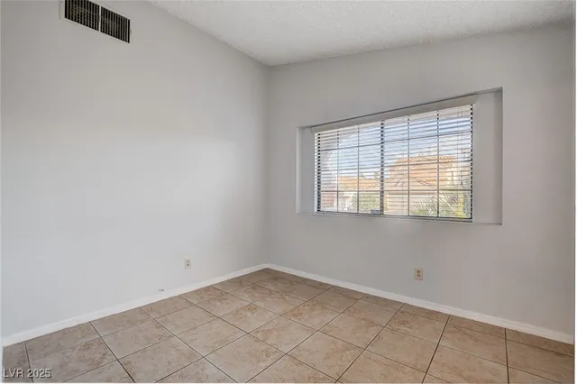 $2,288 | 2837 Autumn Haze Lane, Las Vegas, NV 89117