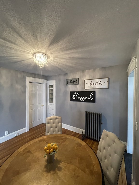 202 Dunmoreland Street Springfield, MA 01109 - Photo 8 of 34 Gallery Image 8