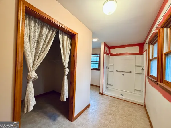 $215,000 | 43 Sycamore Drive, Toccoa, GA 30577