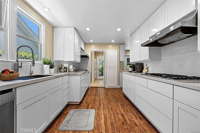 $2,375,000 | 15454 Sutton Street, Sherman Oaks, CA 91403
