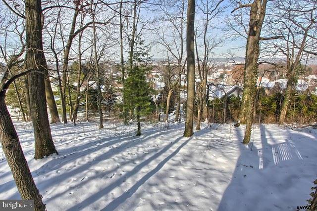 534 Maywood Road York, PA 17402 - Photo 23 of 27 Gallery Image 23