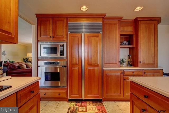 534 Maywood Road York, PA 17402 - Photo 6 of 27 Gallery Image 6