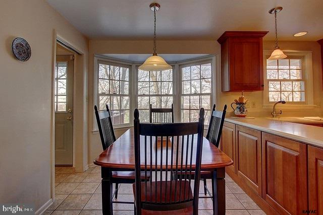534 Maywood Road York, PA 17402 - Photo 8 of 27 Gallery Image 8