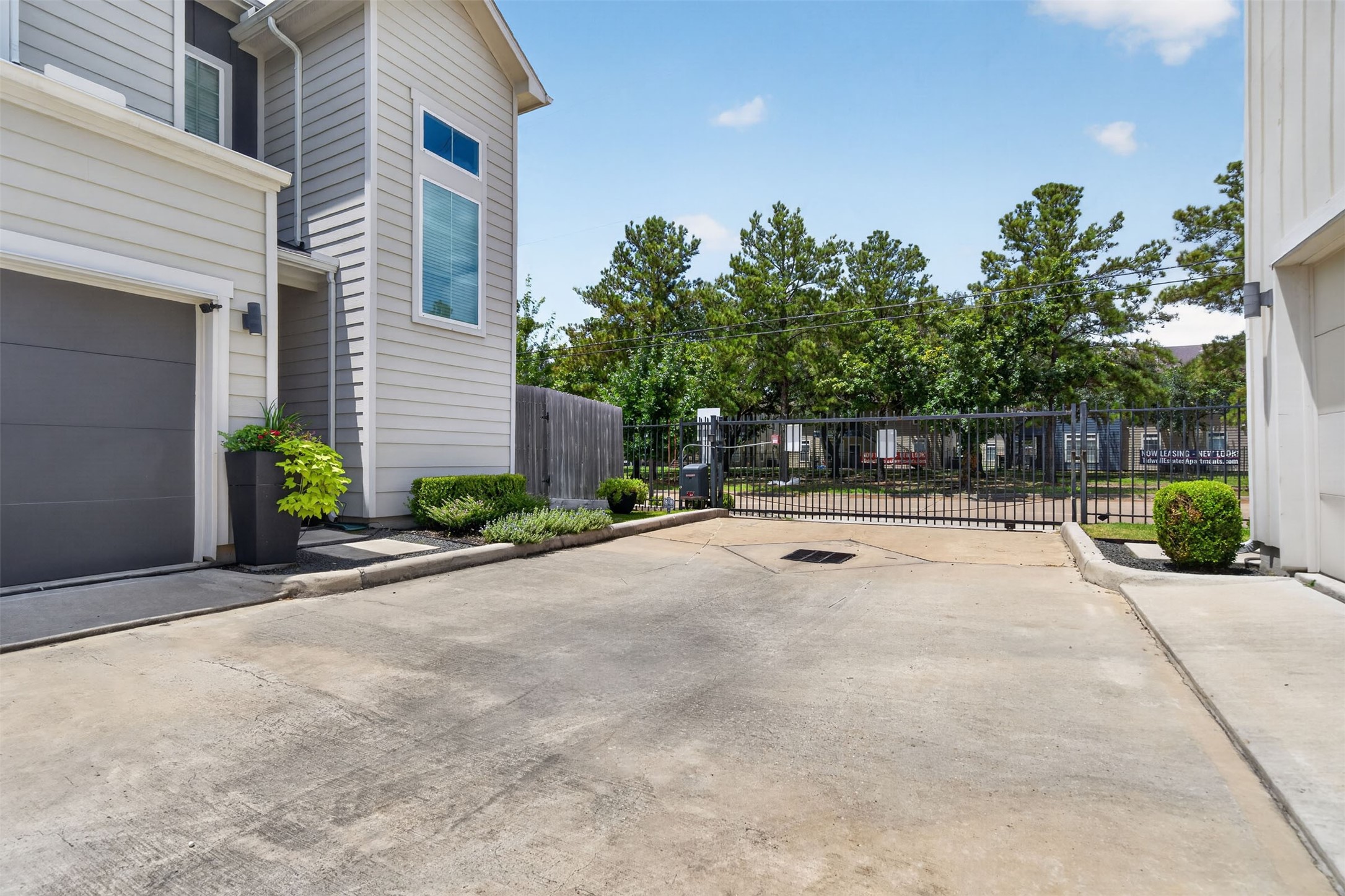 1205 West Tidwell Road Houston, TX 77091 - Photo 36 of 41