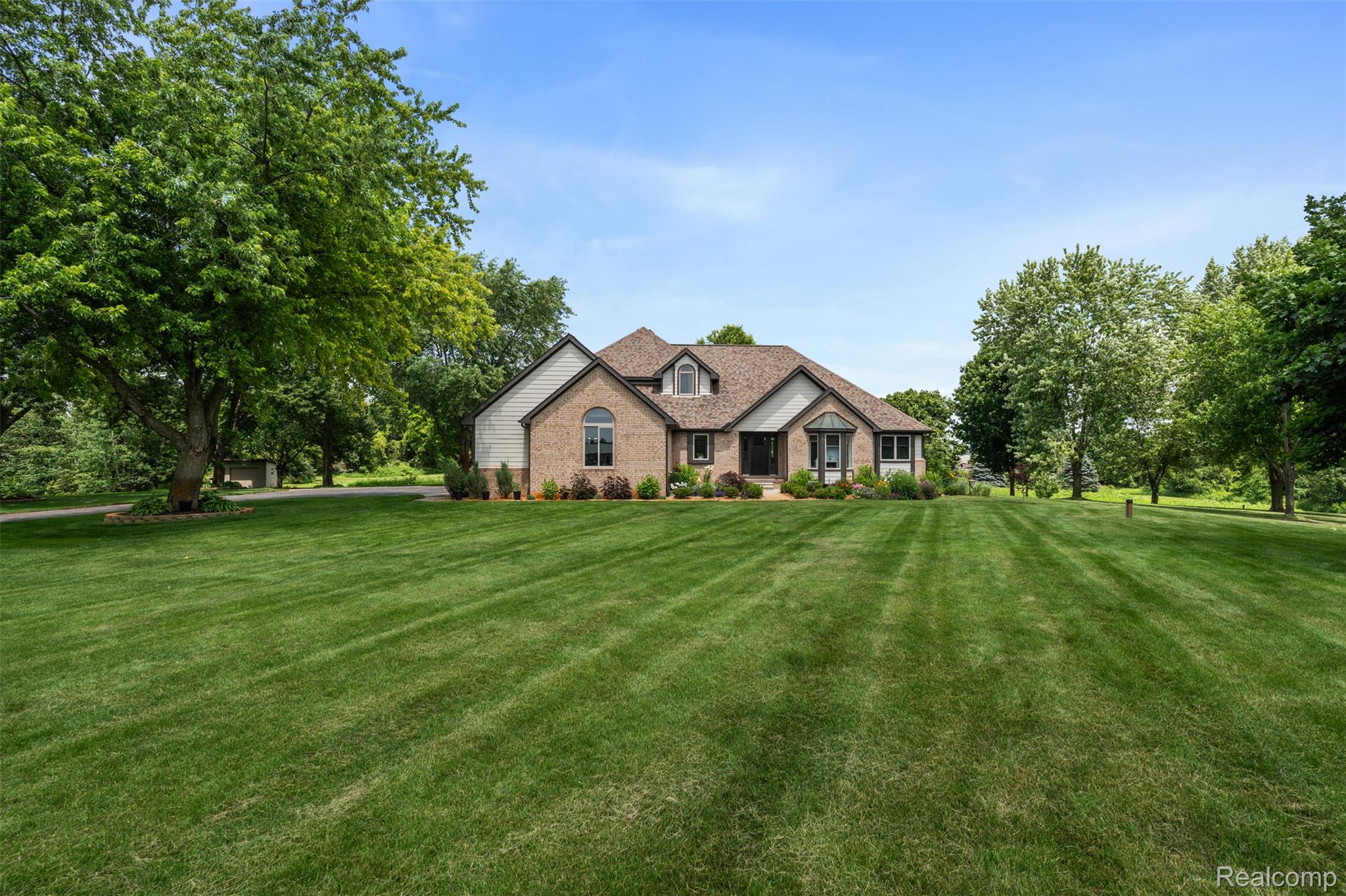 55550 Lee Road New Hudson, MI 48165 - Photo 3 of 87 3_55550 lee rd_002.jpg