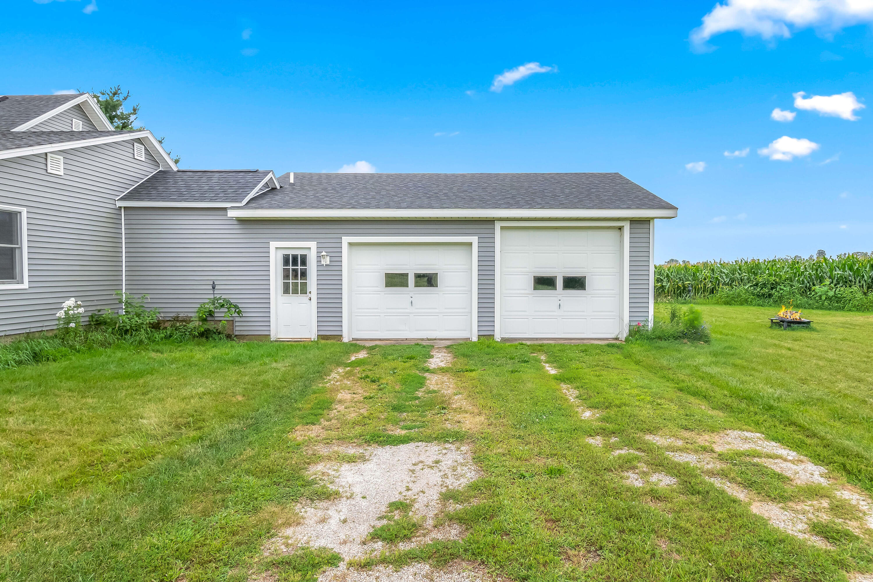 322 West Chicago Road Coldwater, MI 49036 - Photo 5 of 45 16