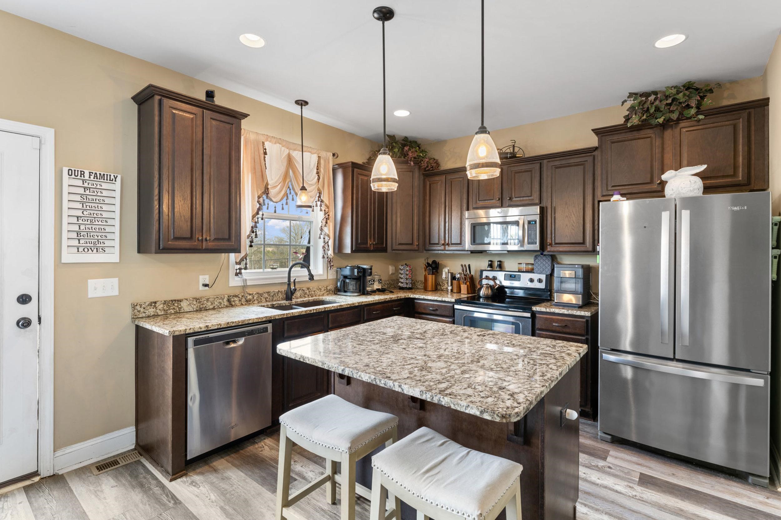 725 Allendale Road Woodruff, SC 29388 - Photo 7 of 33 Gallery Image 7