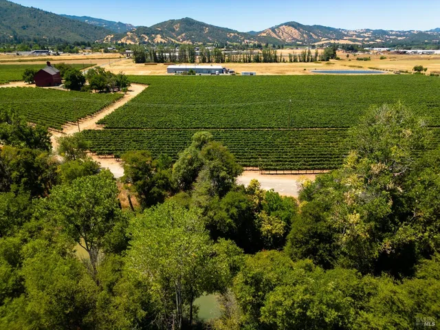 a view of an ocean view