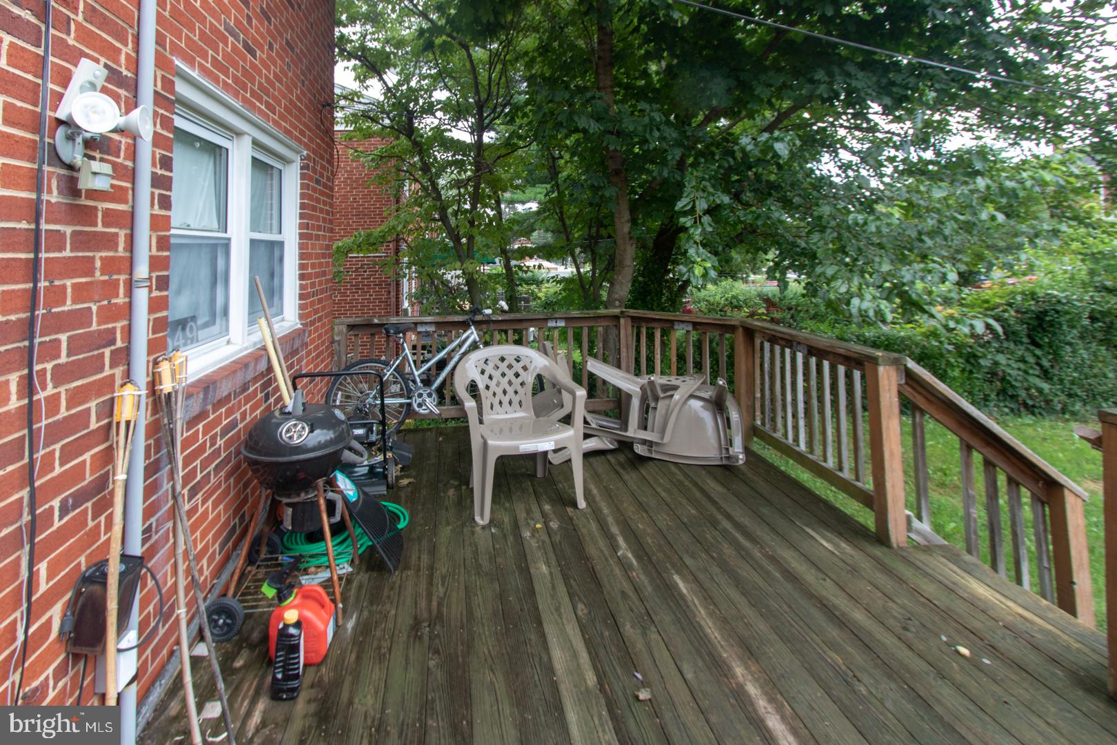 1549 Clairidge Road Baltimore, MD 21207 - Photo 7 of 22