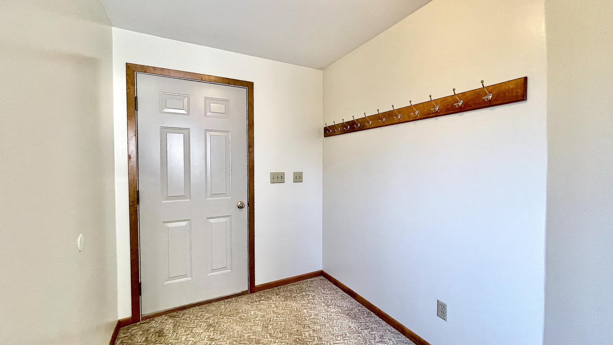 237 Butternut Avenue Red Wing, MN 55066 - Photo 18 of 60