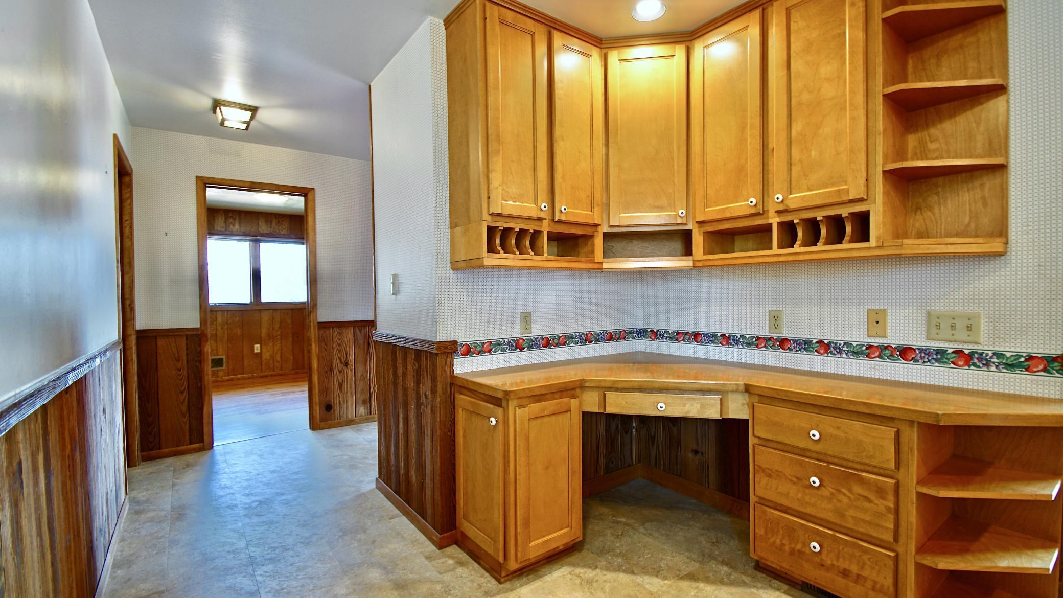 237 Butternut Avenue Red Wing, MN 55066 - Photo 4 of 60