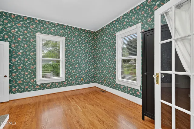 $364,900 | 620 Arlington Avenue, Bristol, VA 24201