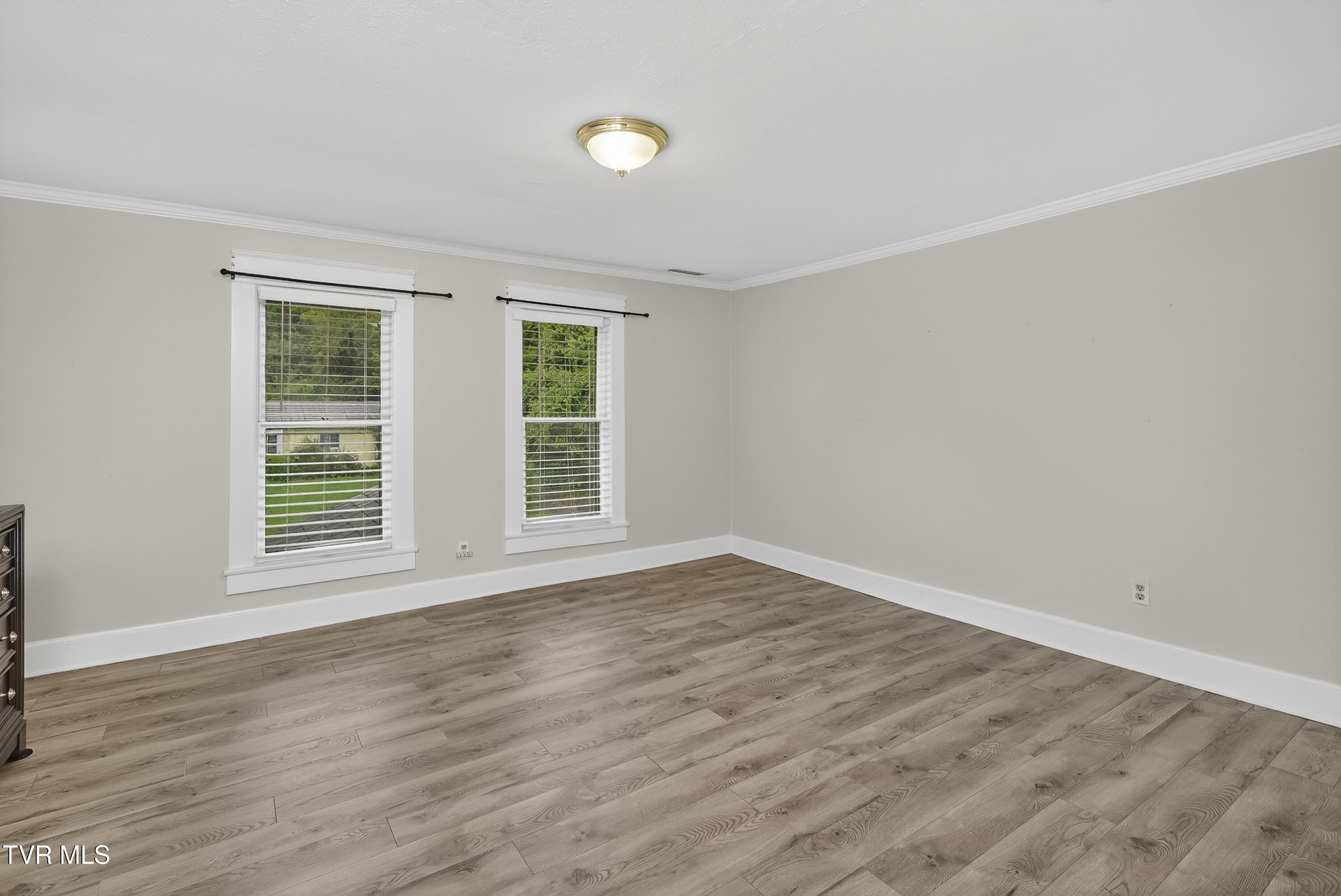 620 Arlington Avenue Bristol, VA 24201 - Photo 16 of 56 620-Arlington-AVe-Bristol-VA-38