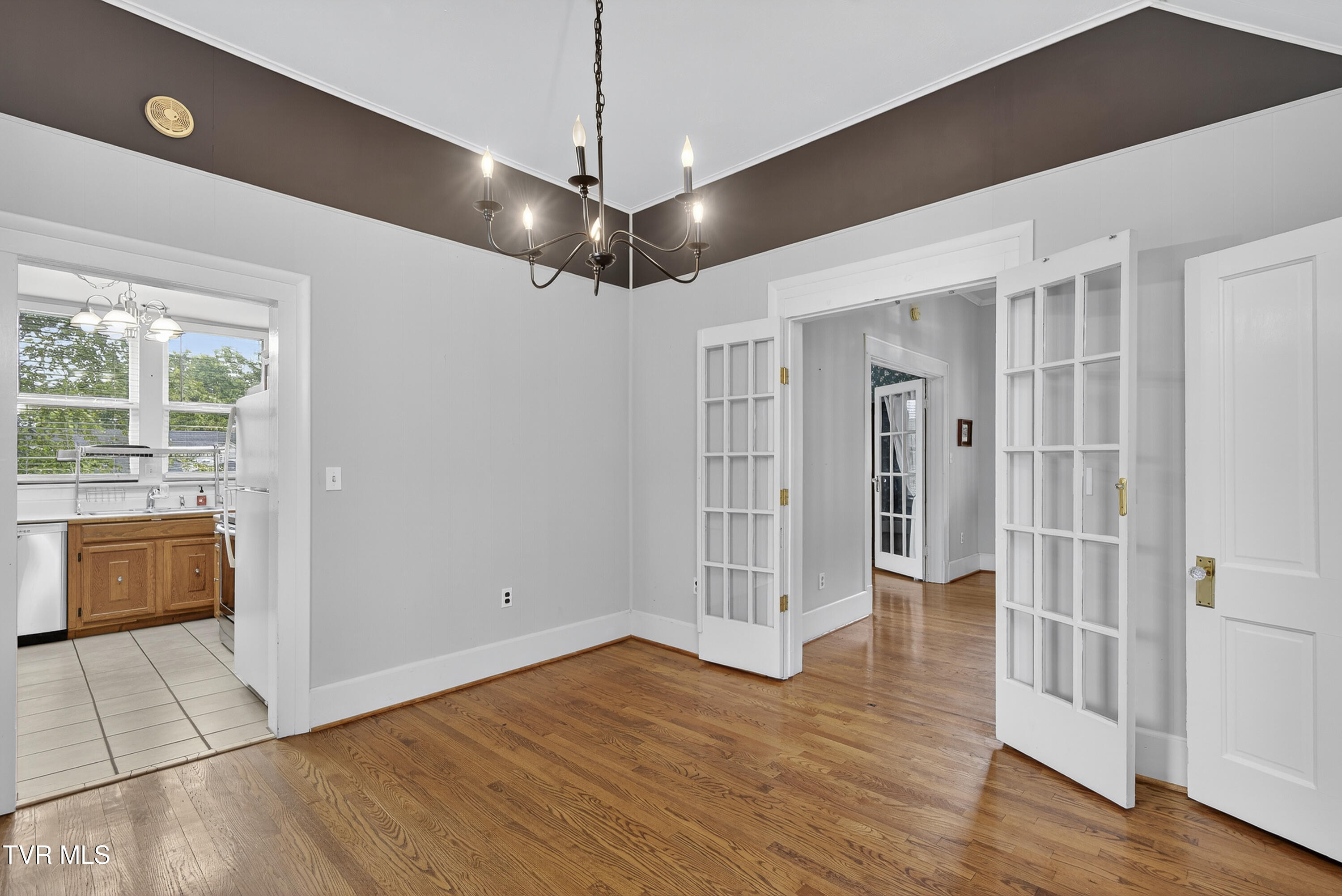 620 Arlington Avenue Bristol, VA 24201 - Photo 25 of 56 620-Arlington-AVe-Bristol-VA-25