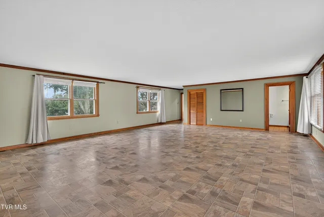 $364,900 | 620 Arlington Avenue, Bristol, VA 24201