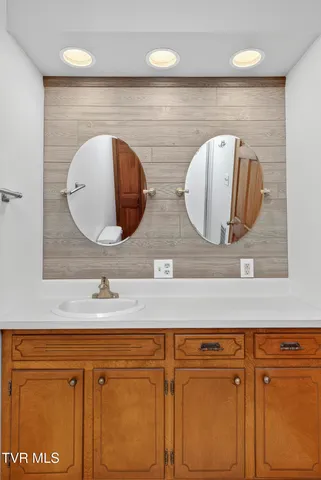 $364,900 | 620 Arlington Avenue, Bristol, VA 24201