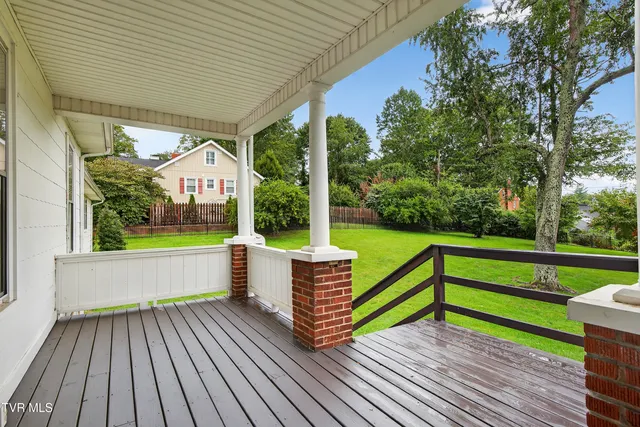 $364,900 | 620 Arlington Avenue, Bristol, VA 24201