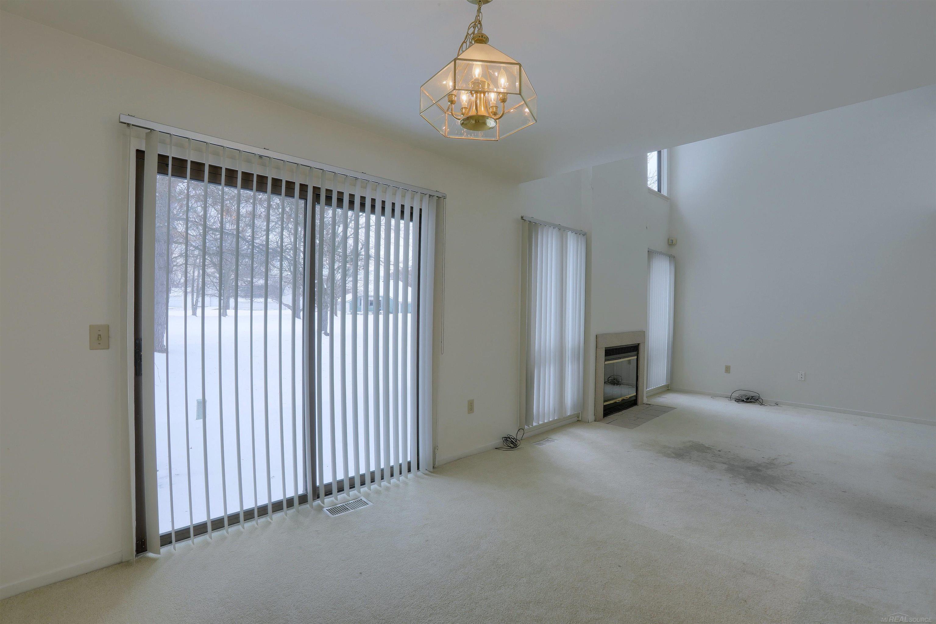 616 Ashley Circle Rochester Hills, MI 48307 - Photo 10 of 37 Gallery Image 10
