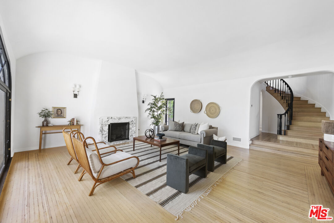 2157 Moreno Drive Los Angeles, CA 90039 - Photo 12 of 75