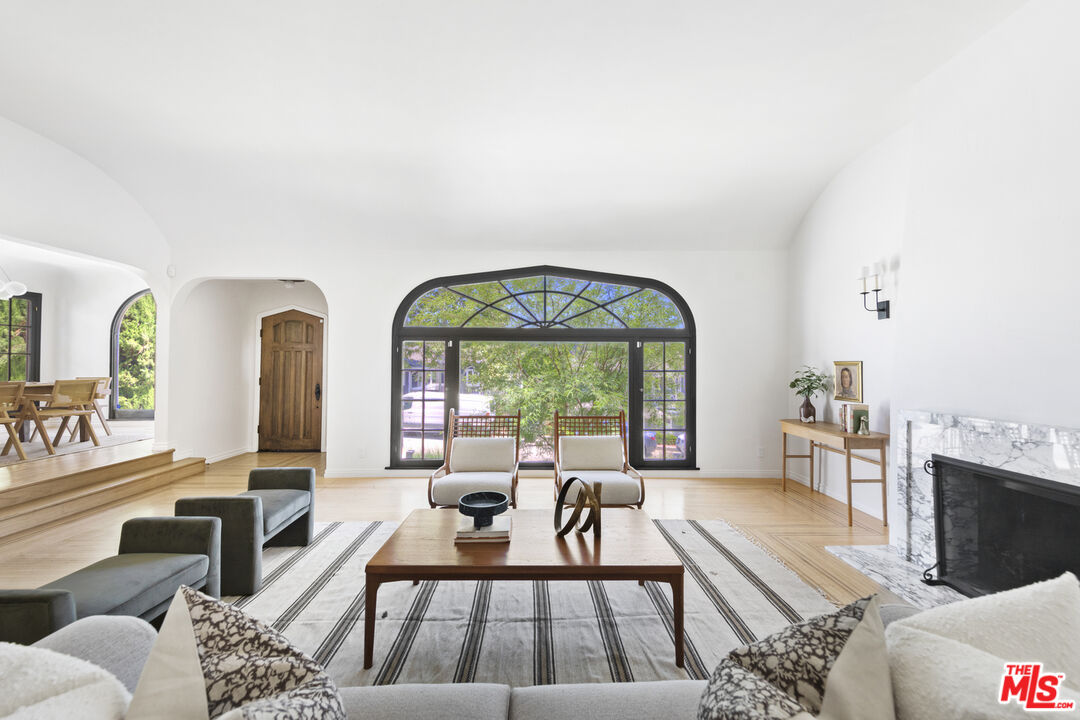 2157 Moreno Drive Los Angeles, CA 90039 - Photo 16 of 75