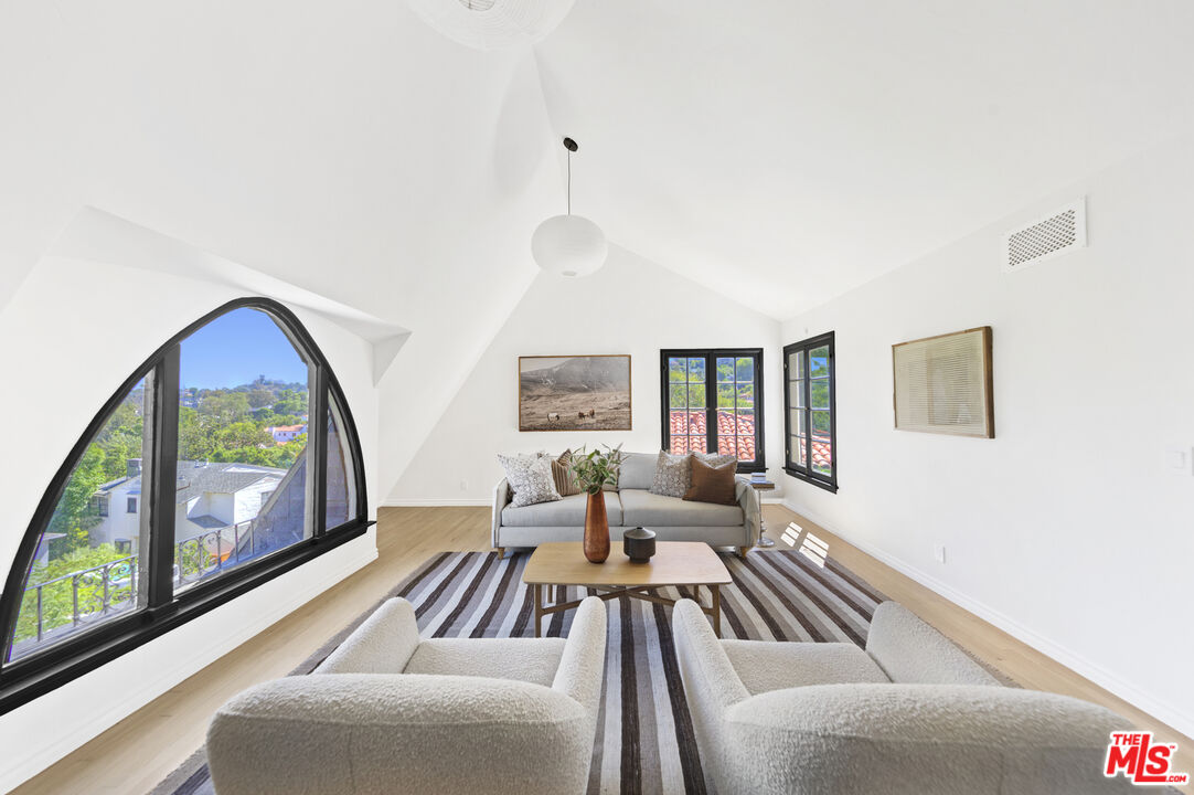 2157 Moreno Drive Los Angeles, CA 90039 - Photo 38 of 75