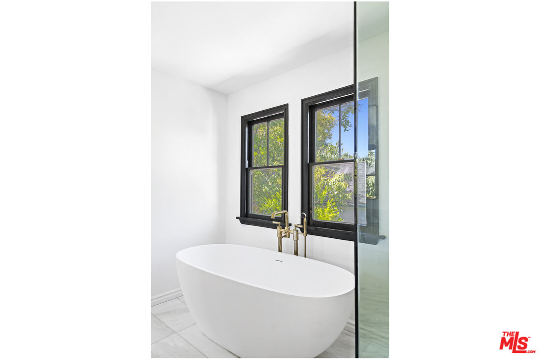 2157 Moreno Drive Los Angeles, CA 90039 - Photo 49 of 75